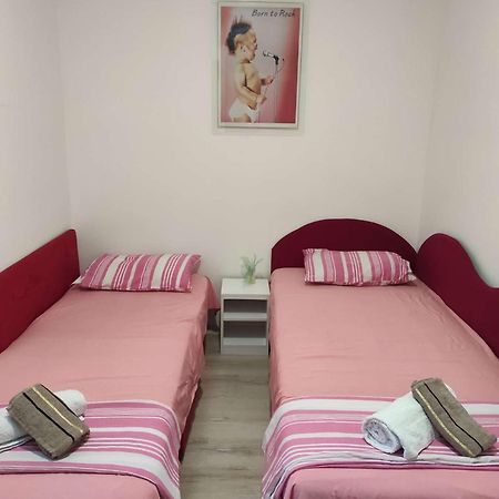 Maksim Apartments Скопие Екстериор снимка