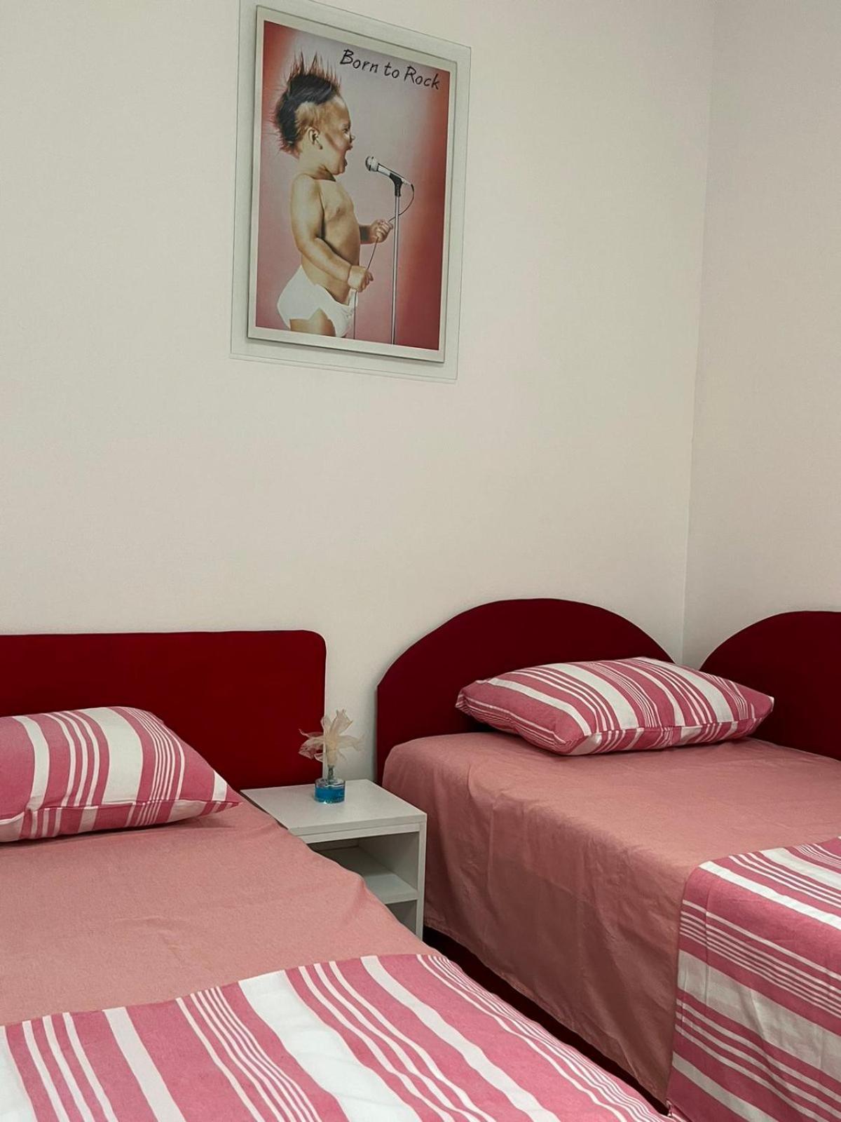 Maksim Apartments Скопие Екстериор снимка