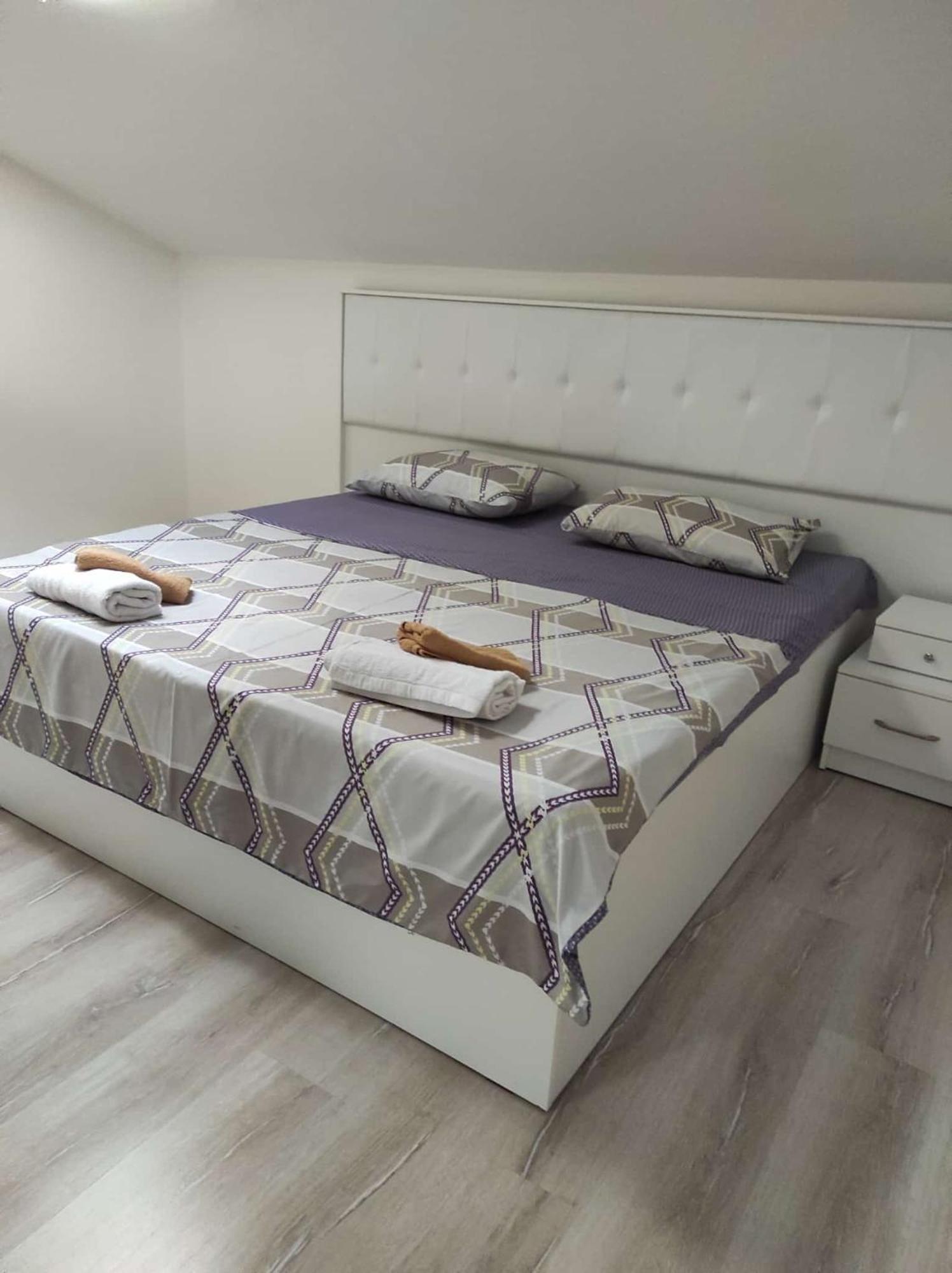 Maksim Apartments Скопие Екстериор снимка